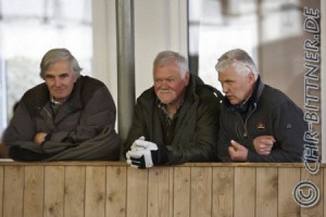 Parcourschef Axel Rohrmuss mit seinen "Helfern" Bernhard Schlipf und Georg Gösele