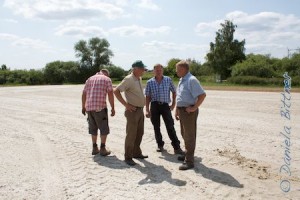 Jürgen Kurz und Harald Schlechter von Terra-Tex, Gebhard Bühler und Karl Haas einträchtig vereint