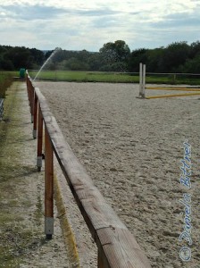 .... und von der Verteilerstelle direkt zu den Wasserdüsen der Bewässerungsanlage...