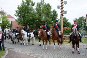 Hier sind die Reiter bei der Reitermesse...